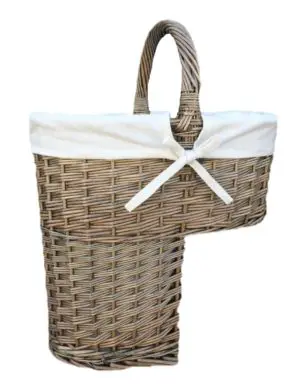 Wicker step basket for the home