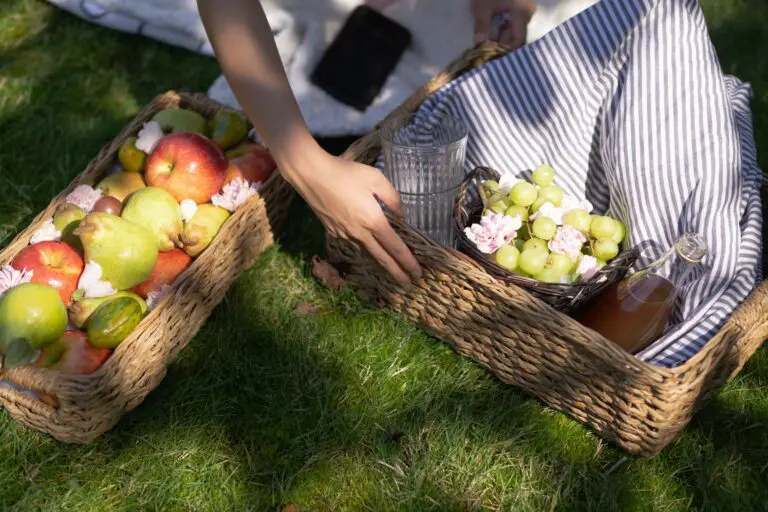 How to Pack a Picnic Basket: What to Include and How to Layer It