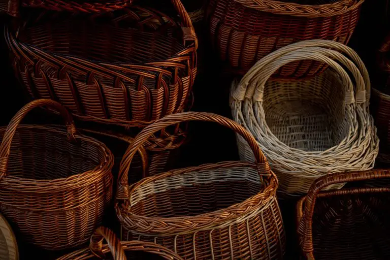 Wicker Stair Basket: How to Keep Your Stairs Tidy with a Willow Step Basket